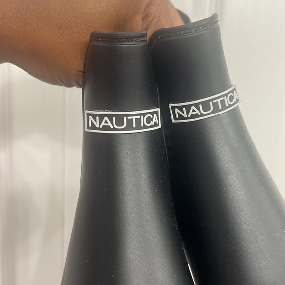 Black Nautica ankle cut rain boots - Picture 6 of 6